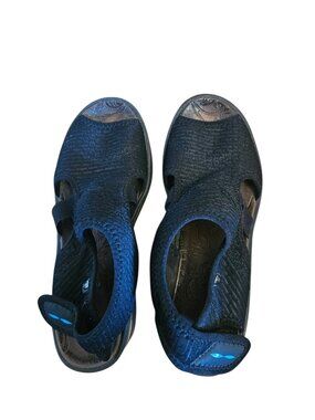 BZees Dream Womens 9M Black Comfort Walking Sandals Stretch Knit Travel Shoes
